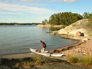 Dags att packa ur kajaken fr kvllen
