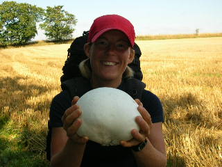 Anna med en ggsvamp, modell strre!